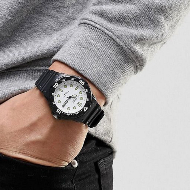 Casio Resin MRW-200H-7EVDF