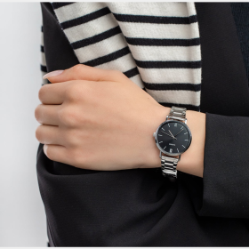 Casio Women LTP-VT02D-1AUDF 2