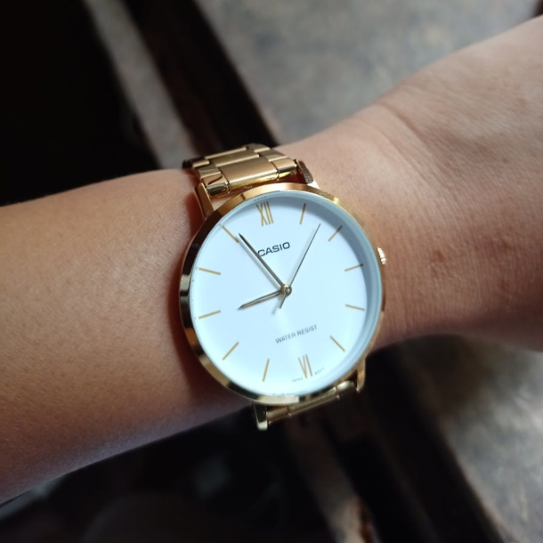 Casio Women LTP-VT01G-7BUDF