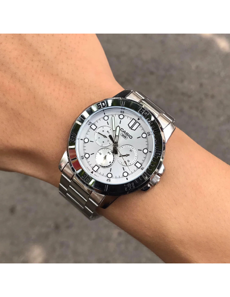 Casio Men MTP-VD300D-7EUDF