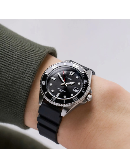 Casio Men MDV-10-1A1VDF