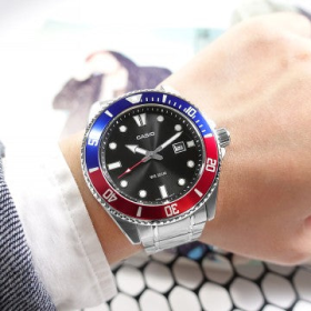 Casio Men MDV-107D-1A3VDF 2