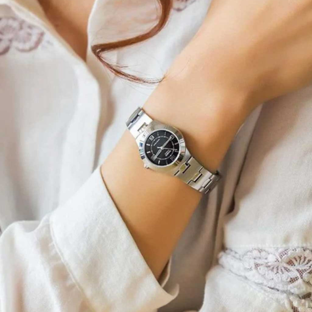 Casio Women LTP-1241D-1ADF