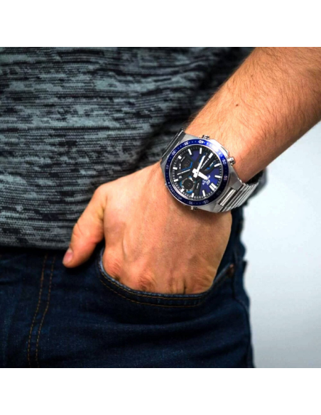 Edifice EFV-C110D-2AVDF