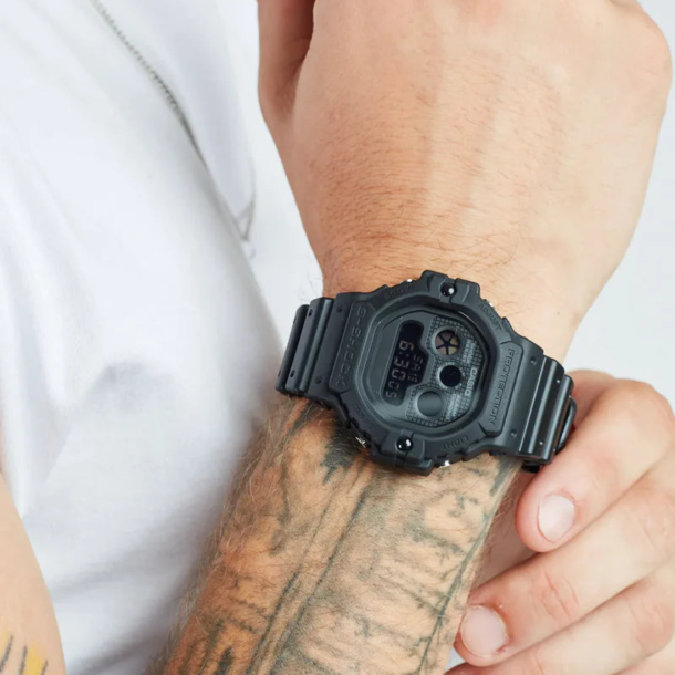 G-Shock DW-5900BB-1DR