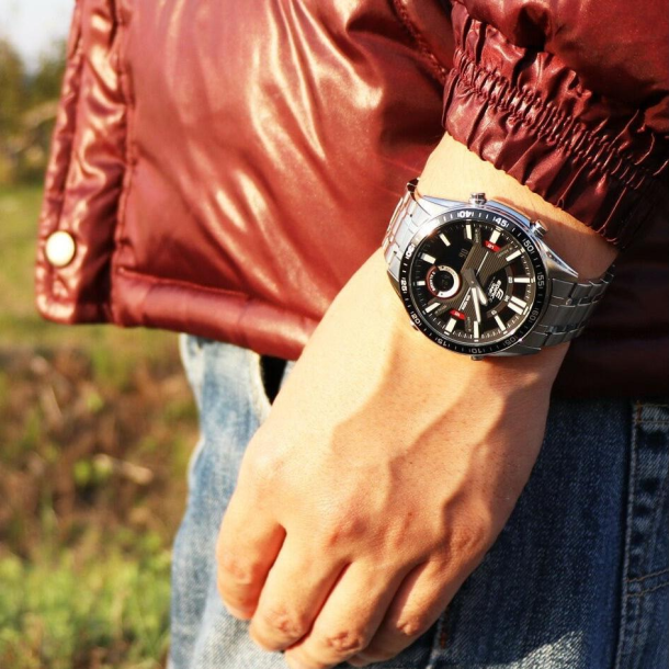 Edifice EFV-C100D-1AVDF