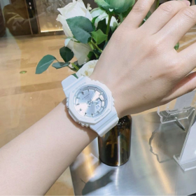 G-Shock Women GMA-P2100VA-7ADR 2