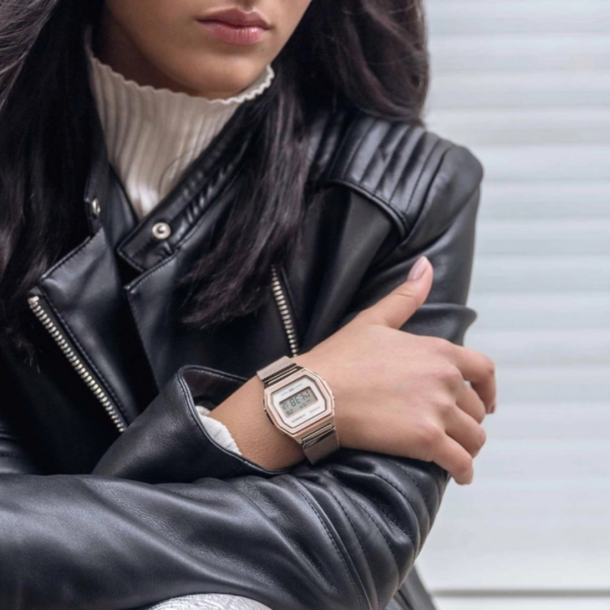 Vintage A1000MCG-9EF