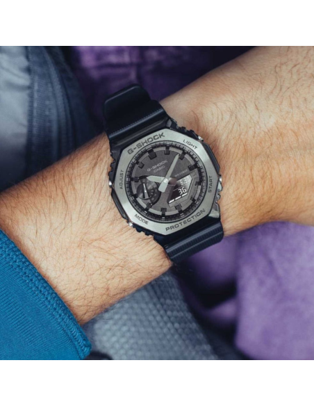 G-SHOCK GM-2100BB-1ADR