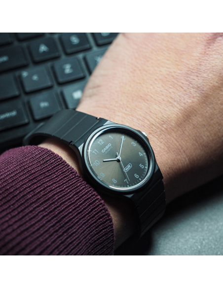 CASIO RESIN MQ-24B-1BDF