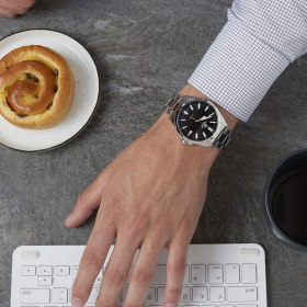 Edifice EFV-140D-1AVUDF 2