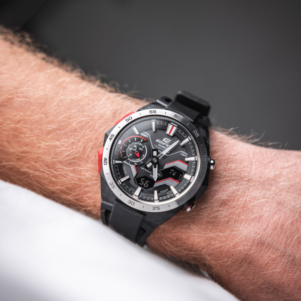 EDIFICE ECB-2200P-1ADF