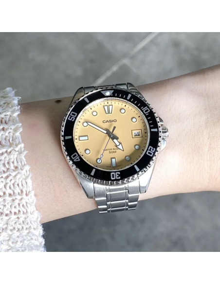 CASIO MEN MDV-10D-4A2V