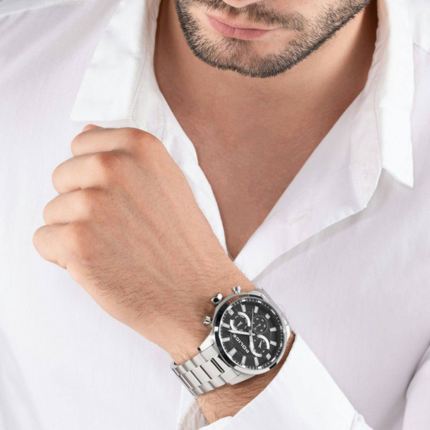 POLICE
 PEWJK2204201