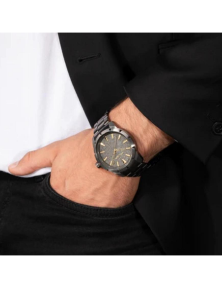 POLICE
 PEWJG2202902