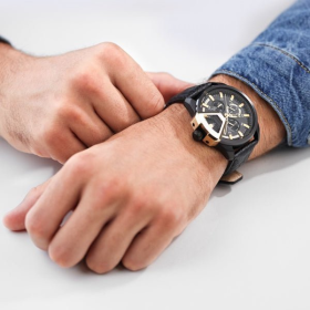 POLICE
 PEWJF0005704 2