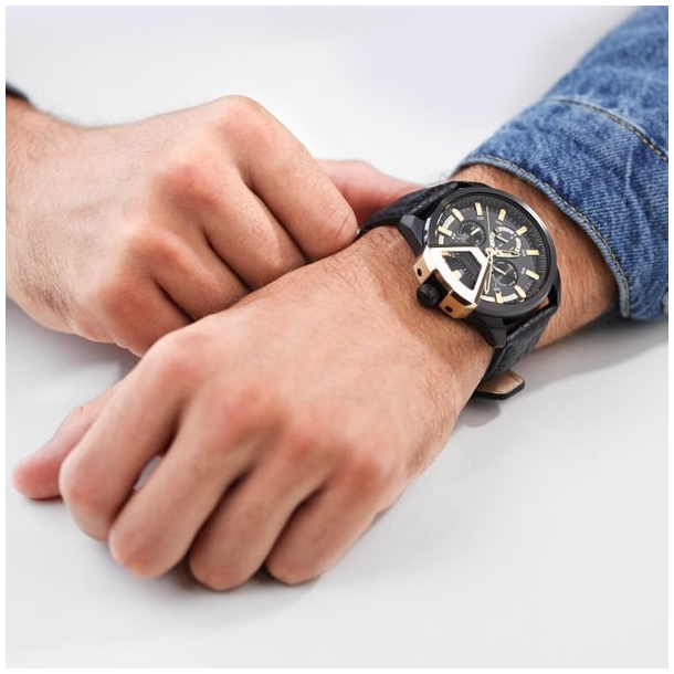 POLICE
 PEWJF0005704