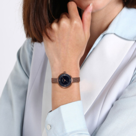 Casio Women LTP-E154MR-1ADF 2