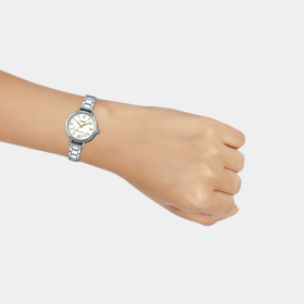 Casio Women LTP-E146D-7ADF 2