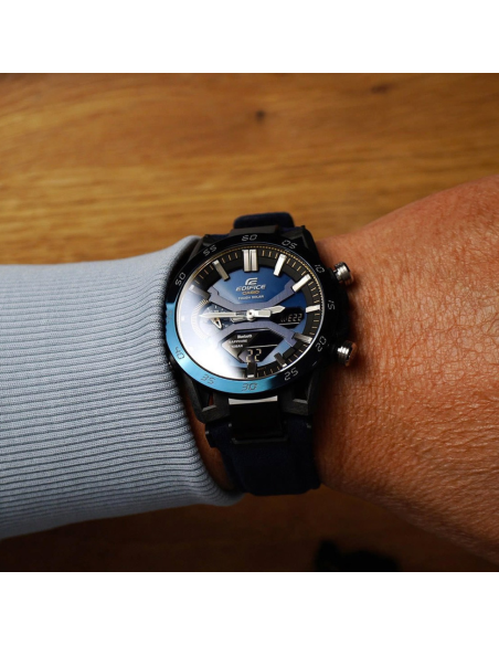 EDIFICE ECB-2000SS-2ADR