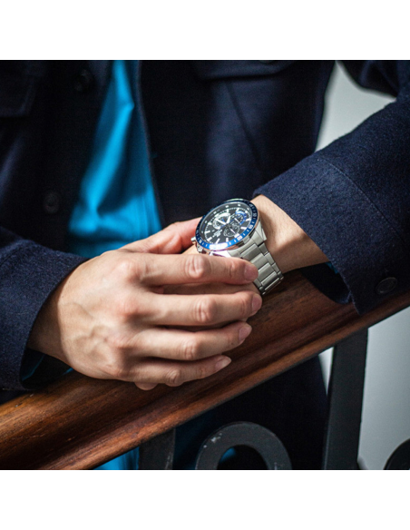 Edifice EFV-620D-1A2VUDF